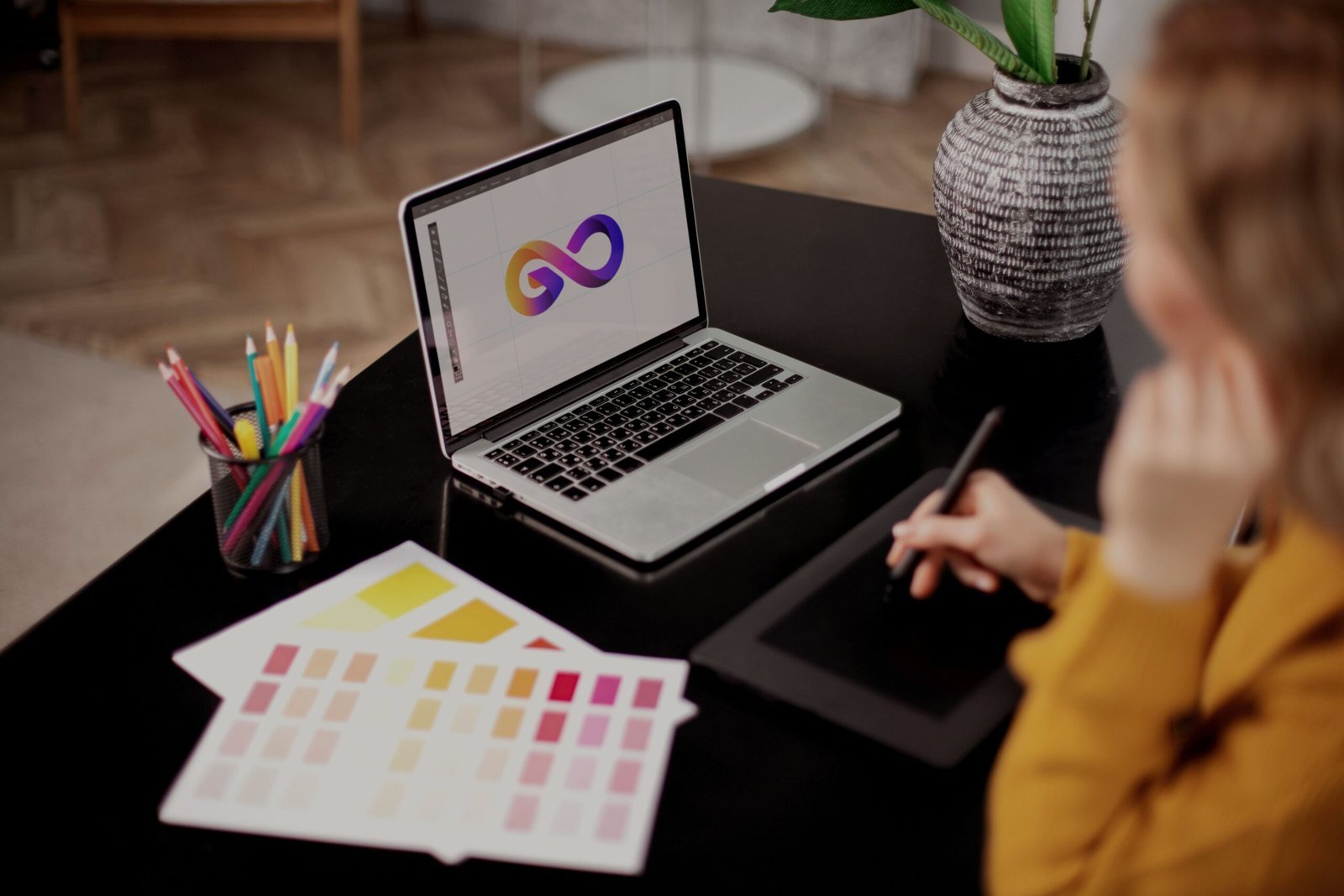 Logo Design Agency University City